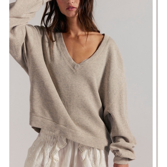 Free People Tops - FREE PEOPLE COMFORT ZONE V NECK BOXY TOP MEDIUM TAN GREY